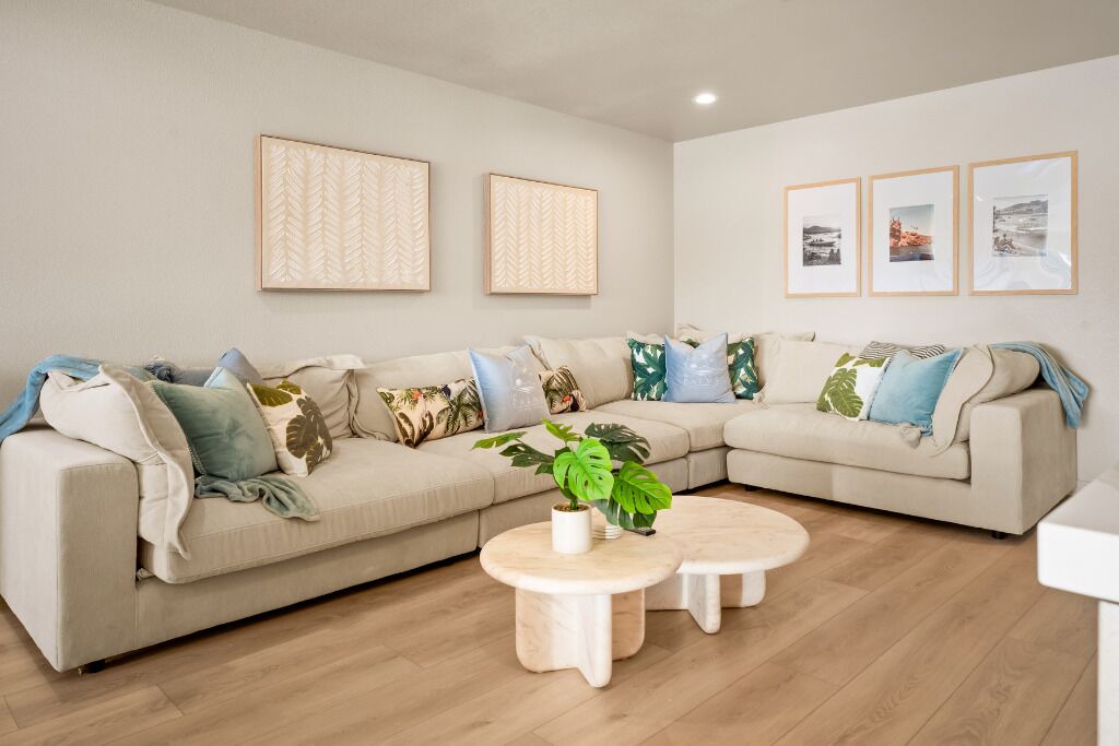 Photo of Livingroom in Parker Strip