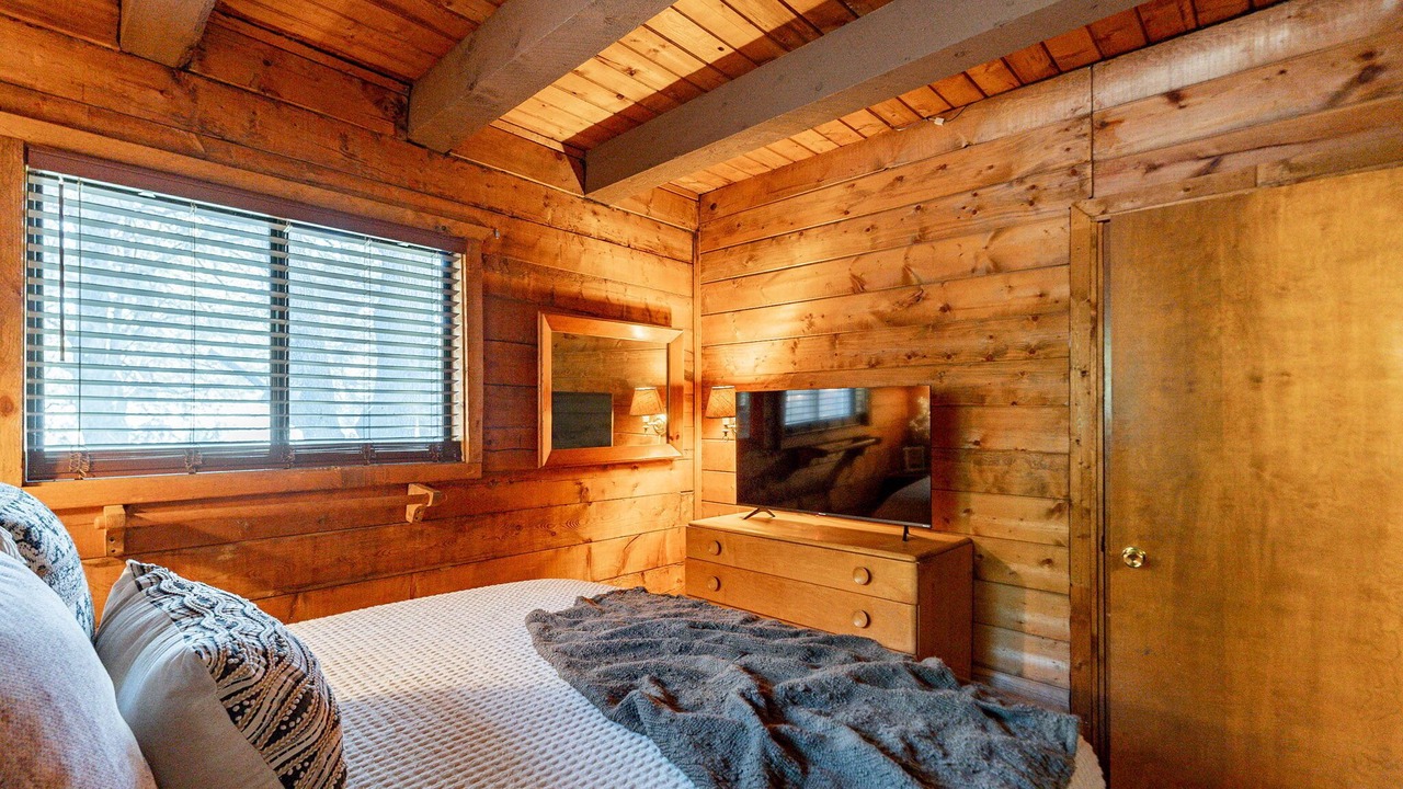 Photo of Bedroom in Strawberry