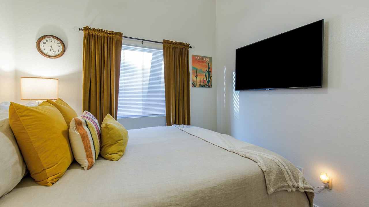 Photo of Bedroom in Tortolita