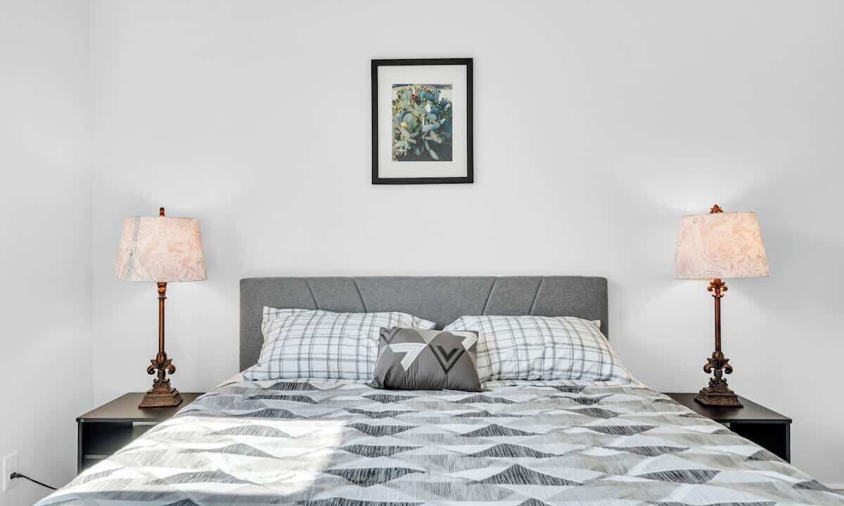 Photo of Bedroom in Barrio Hollywood