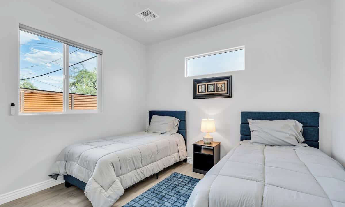 Photo of Bedroom in Barrio Hollywood