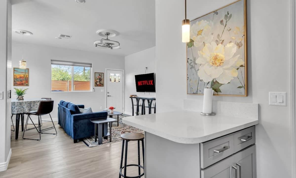 Photo of Livingroom in Barrio Hollywood