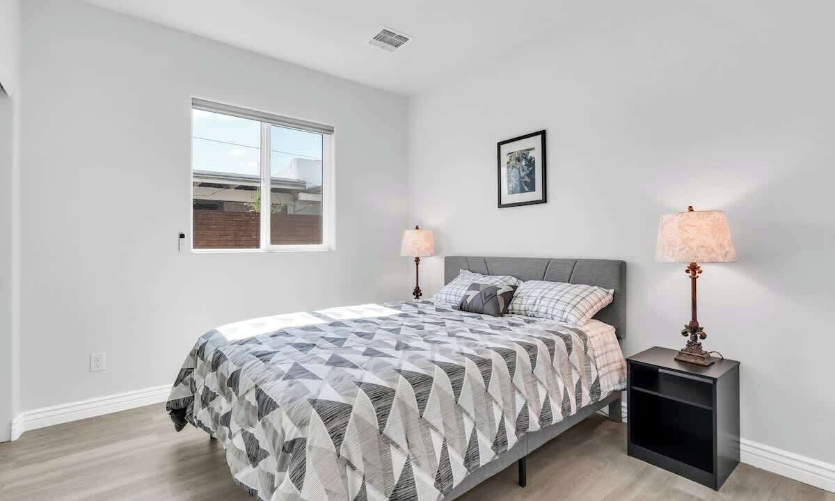 Photo of Bedroom in Barrio Hollywood