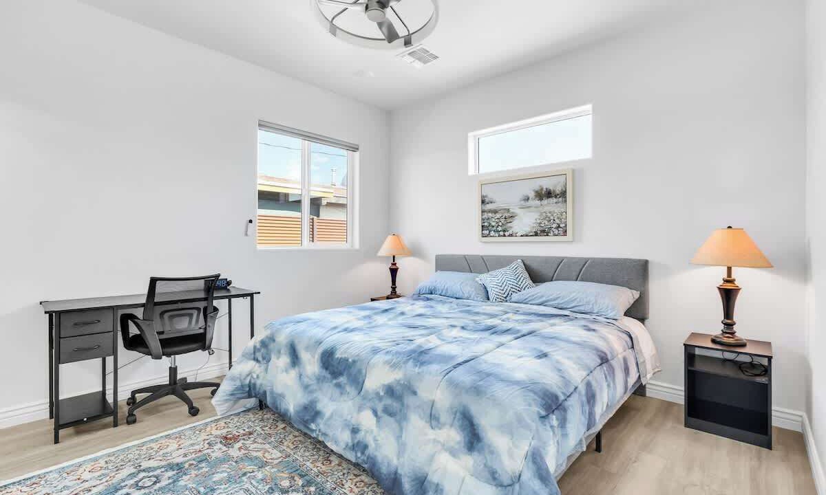 Photo of Bedroom in Barrio Hollywood