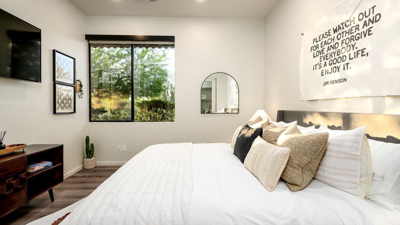 Photo of Bedroom in Desert View Village