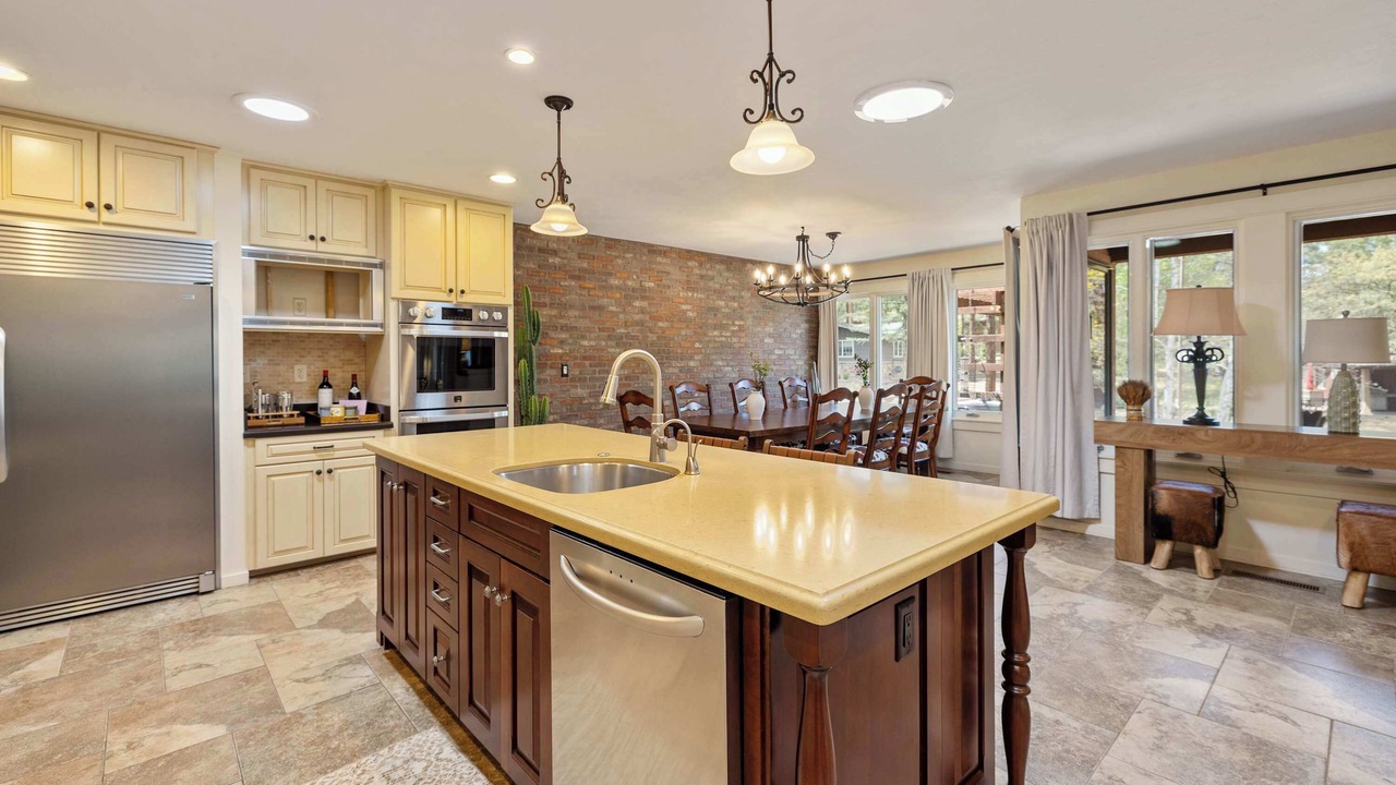 Photo of Kitchen in Mountain Club