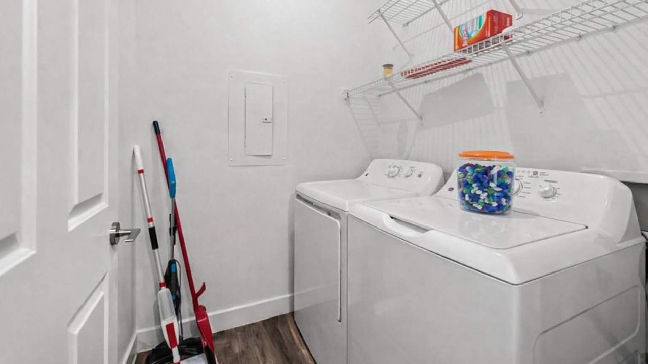 Photo of Bedroom in McDowell Mountain Apartments