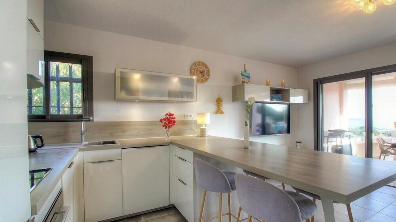Photo of Kitchen in Hameau de Palombaggia