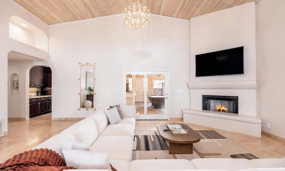 Photo of Livingroom in Pinnacle Peak