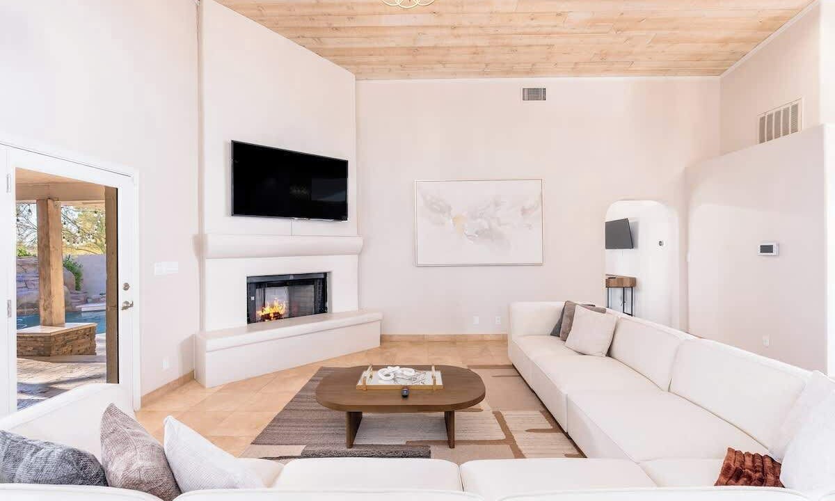 Photo of Livingroom in Pinnacle Peak