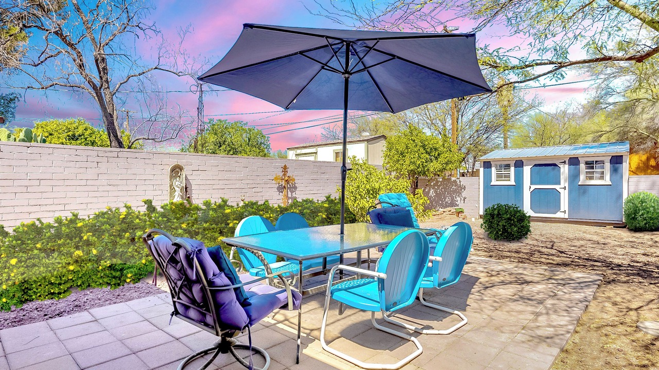 Photo of Outdoor in Peter Howell