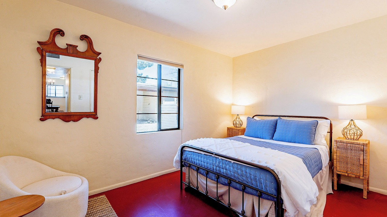 Photo of Bedroom in Peter Howell