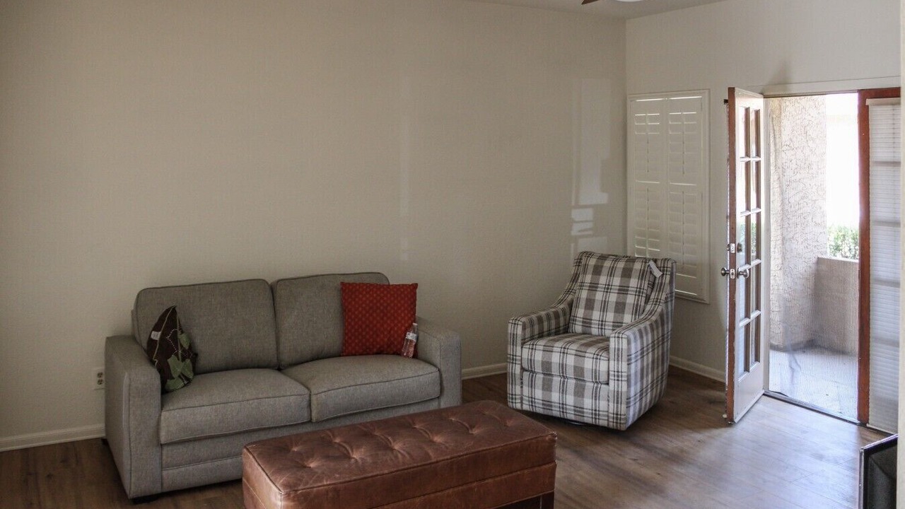 Photo of Livingroom in Paradise Valley Oasis