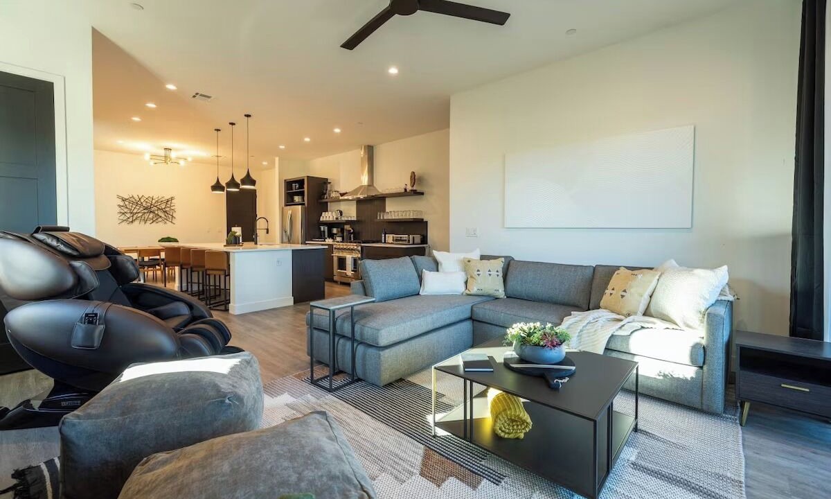 Photo of Livingroom in Troon North