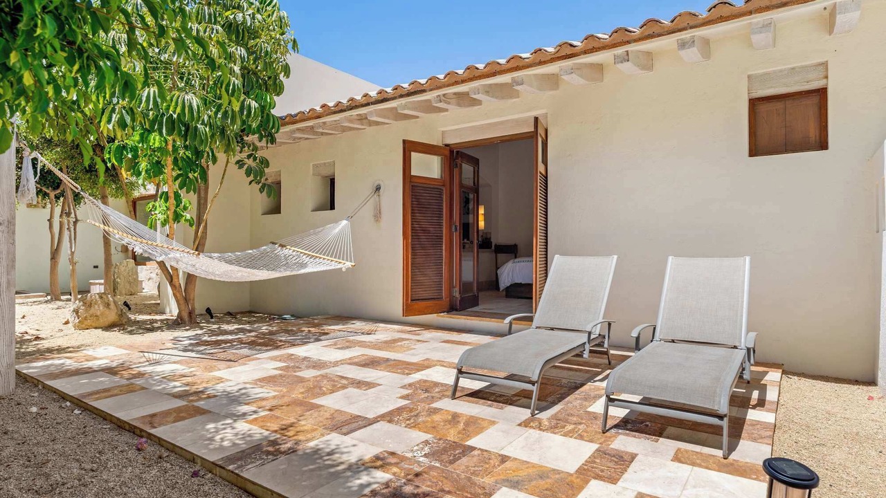 Photo of Patio Balcony in Buzzards