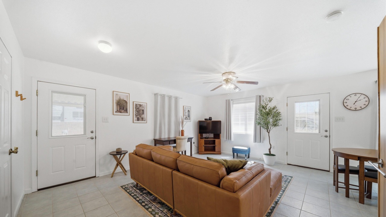 Photo of Livingroom in Fortuna Foothills