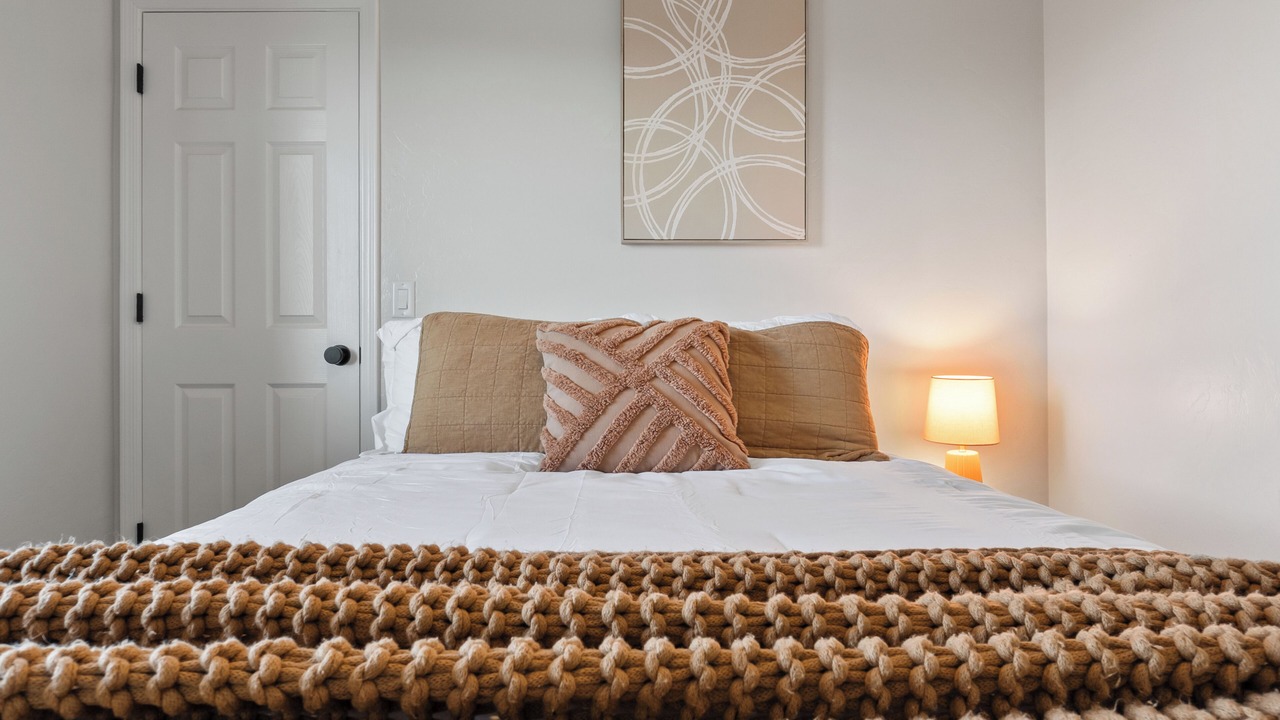 Photo of Bedroom in Green Valley
