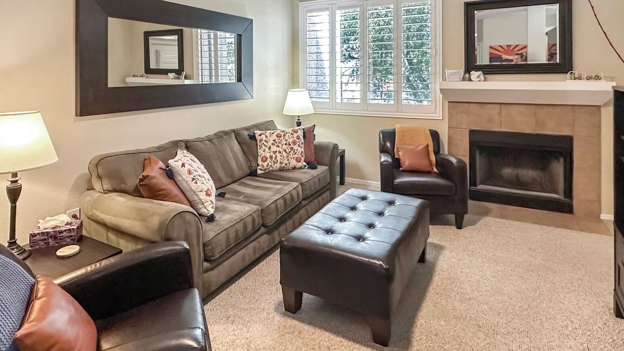 Photo of Livingroom in Central Scottsdale