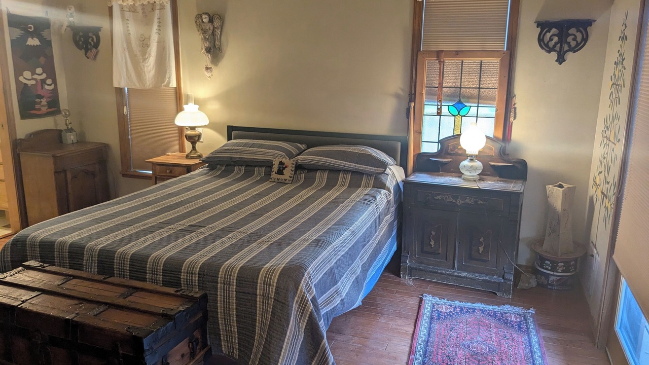 Photo of Bedroom in Iron Springs