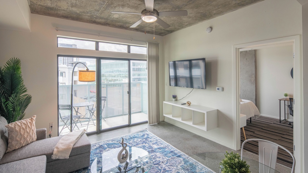 Photo of Livingroom in Evans Churchill