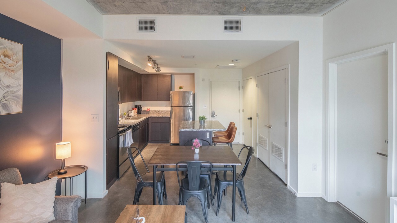 Photo of Livingroom in Evans Churchill