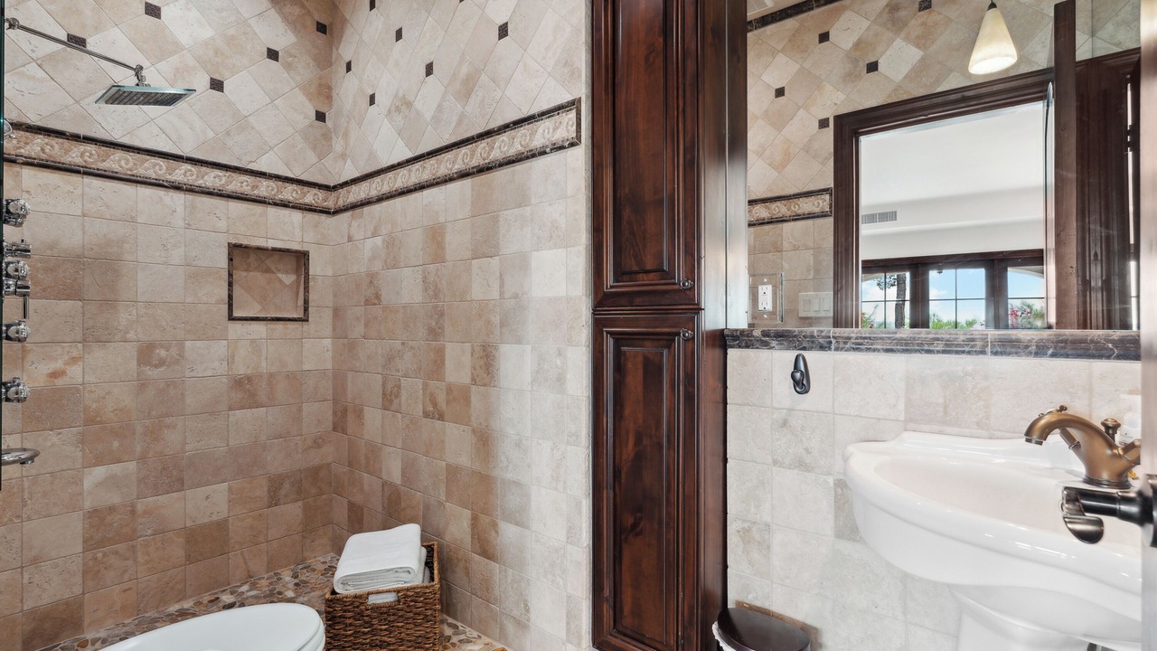 Photo of Bathroom in Lincoln Heights