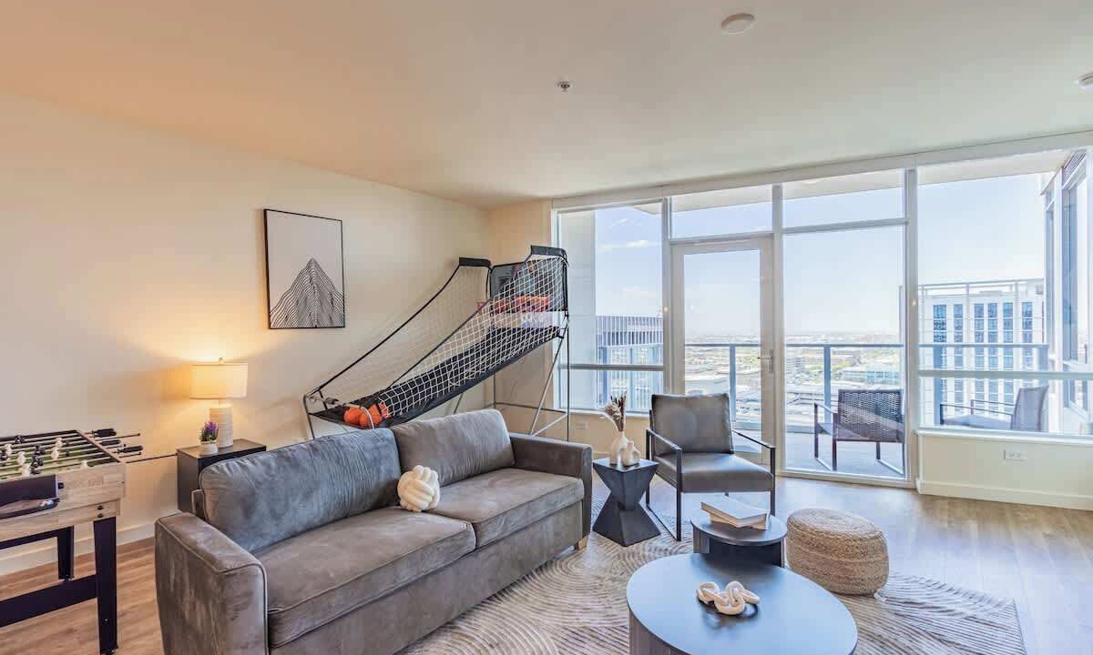 Photo of Livingroom in Downtown Phoenix