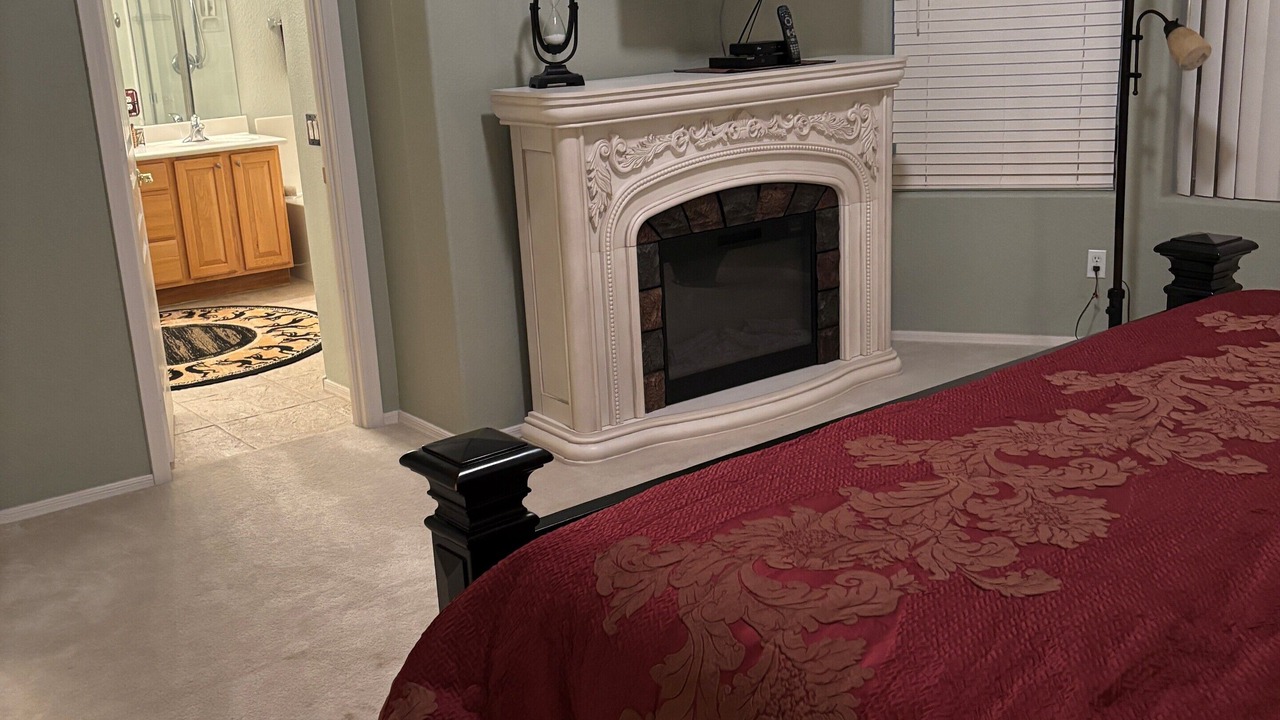 Photo of Bedroom in Gold Canyon