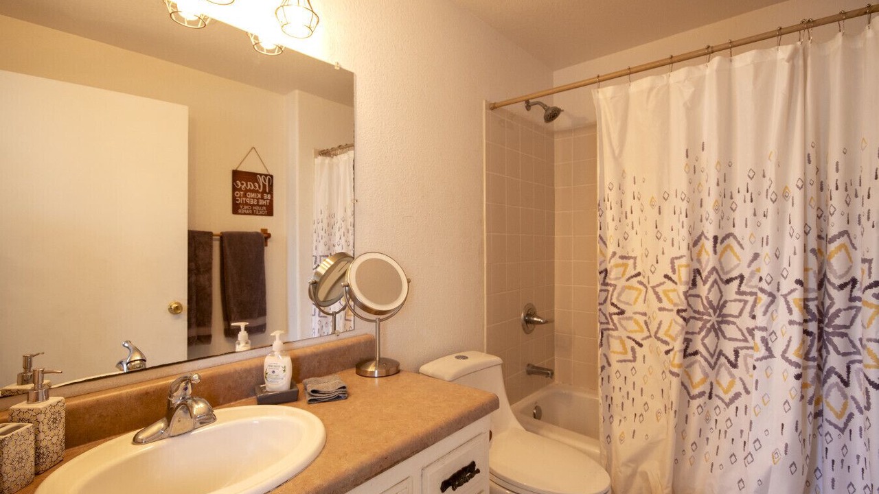 Photo of Bathroom in Marana