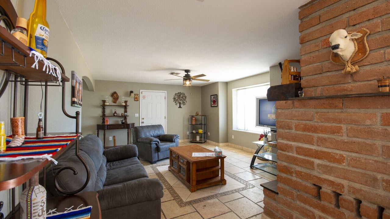 Photo of Livingroom in Marana