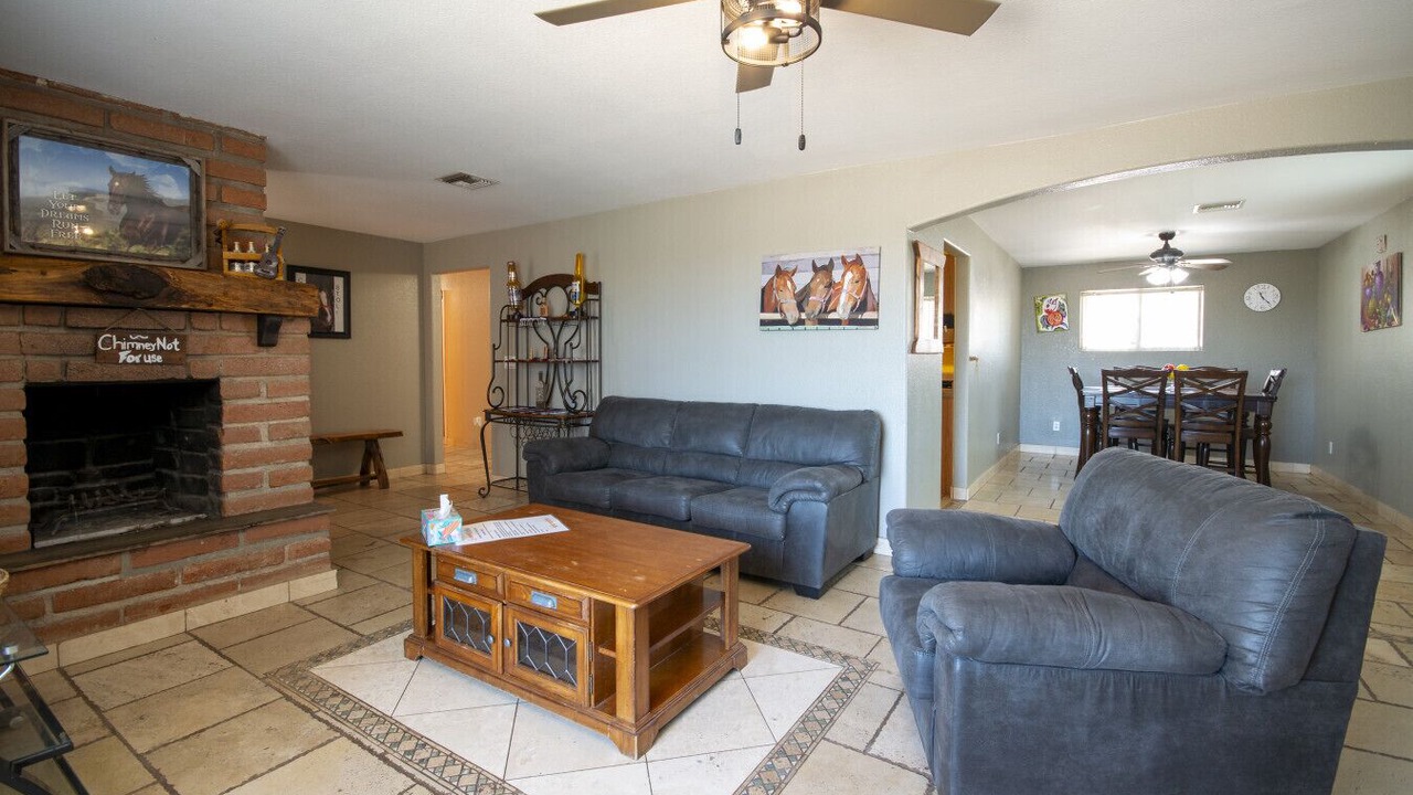 Photo of Livingroom in Marana