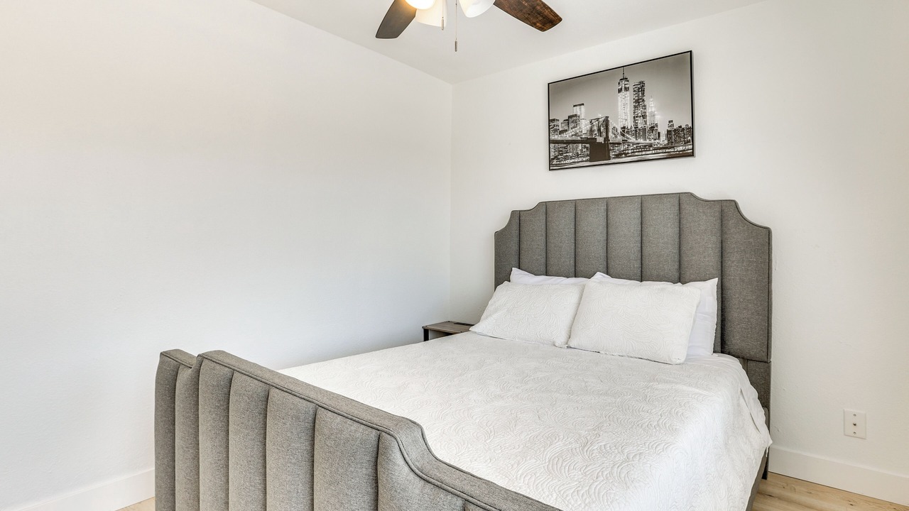 Photo of Bedroom in Overland Trail