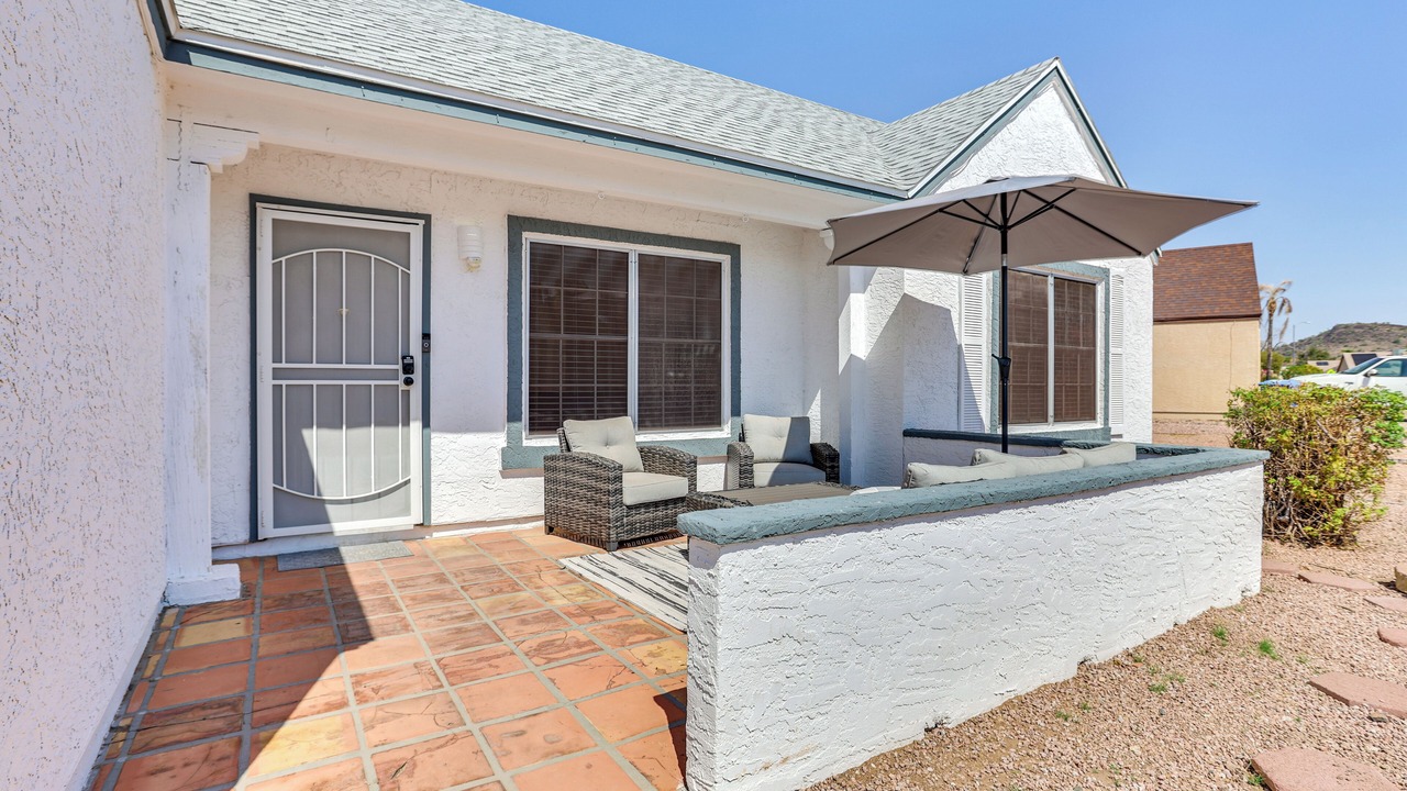 Photo of Patio Balcony in Overland Trail