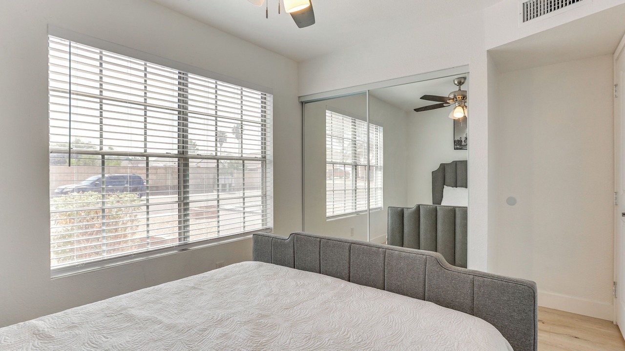 Photo of Bedroom in Overland Trail