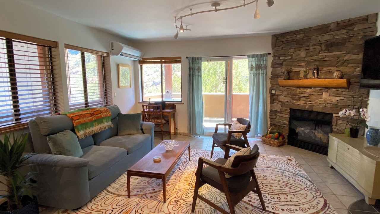 Photo of Livingroom in Sedona