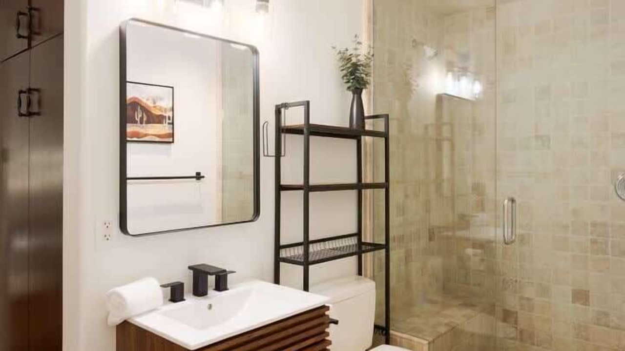Photo of Bathroom in Shea North Estates