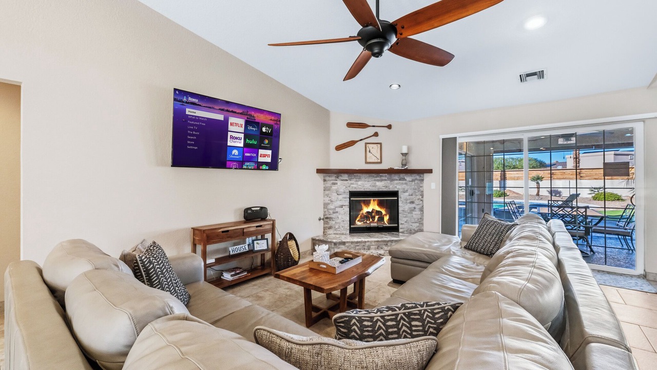 Photo of Livingroom in Residential Estates
