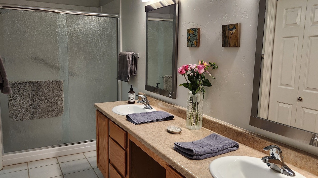 Photo of Bathroom in The Bluffs