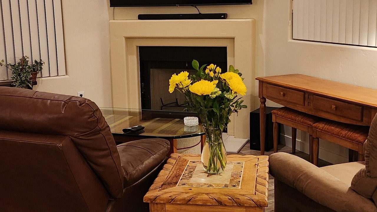 Photo of Livingroom in The Bluffs
