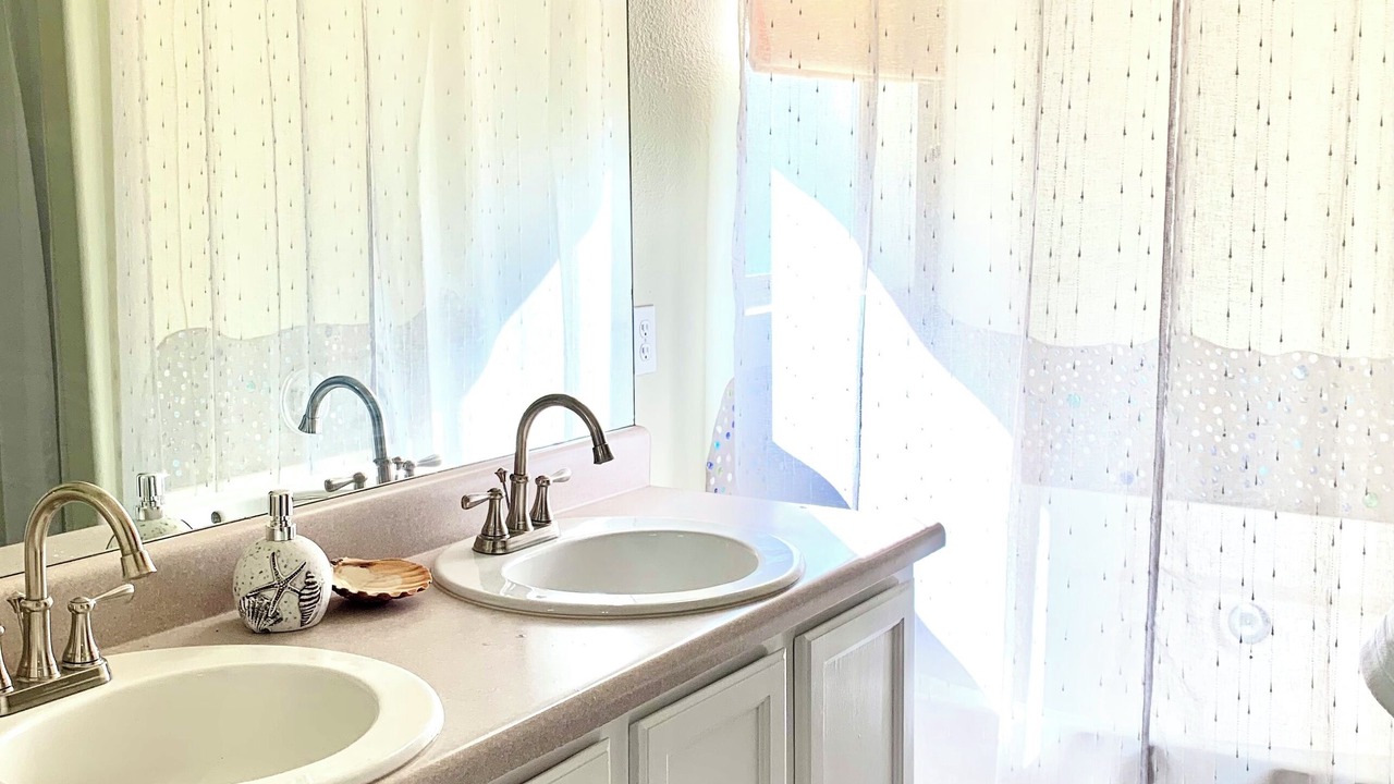 Photo of Bathroom in Rita Ranch