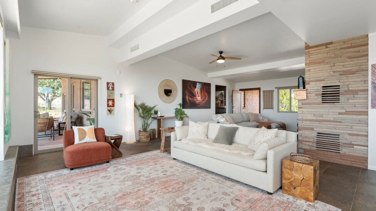 Photo of Livingroom in West Sedona