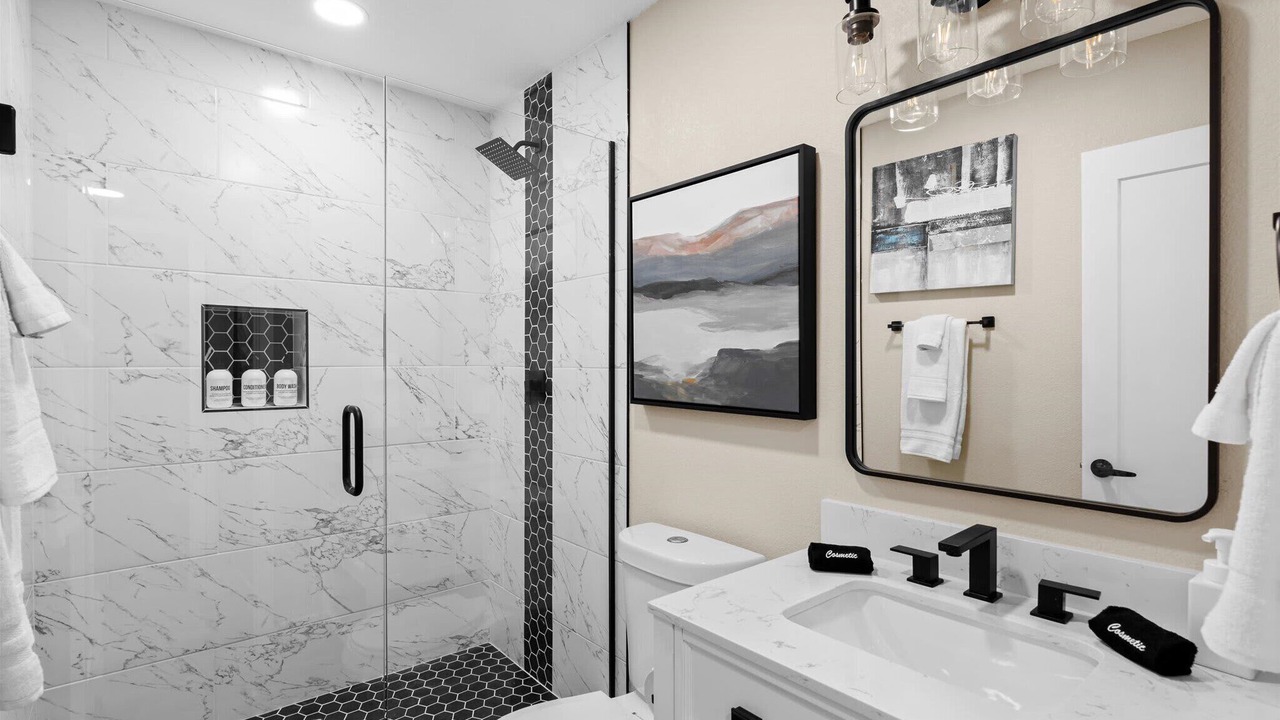 Photo of Bathroom in Glendale