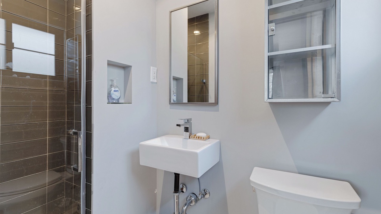 Photo of Bathroom in Alhambra