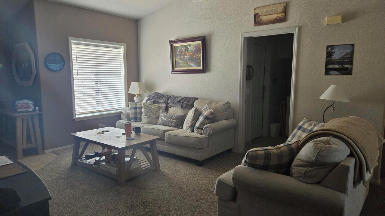 Photo of Livingroom in Mohave Valley