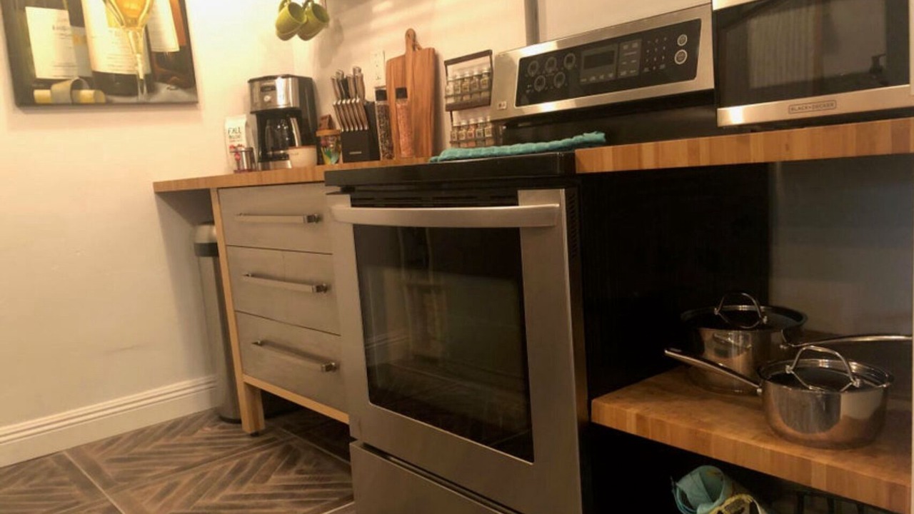 Photo of Kitchen in Entertainment District