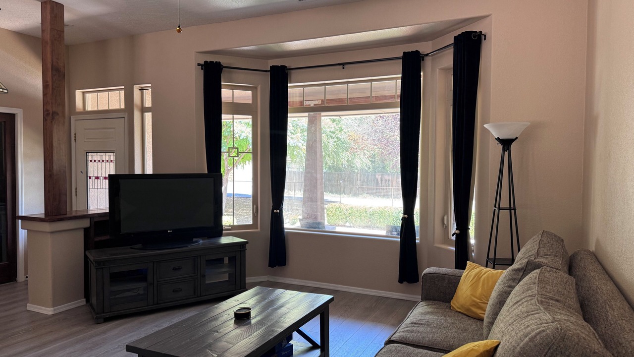 Photo of Livingroom in Cottonwood-Verde Village