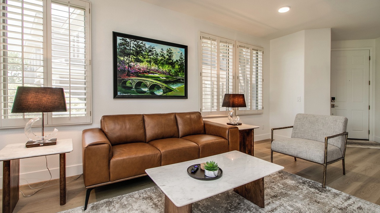 Photo of Livingroom in Kierland