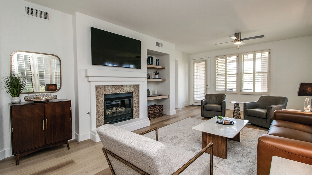 Photo of Livingroom in Kierland