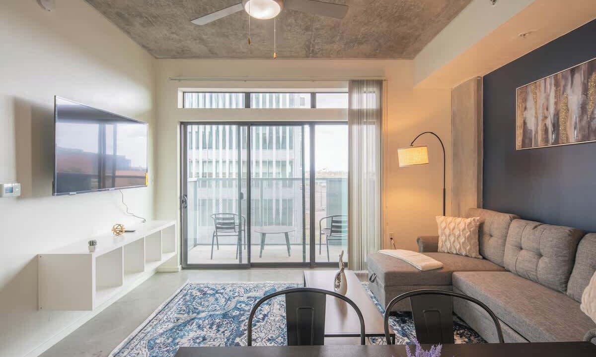 Photo of Livingroom in Evans Churchill