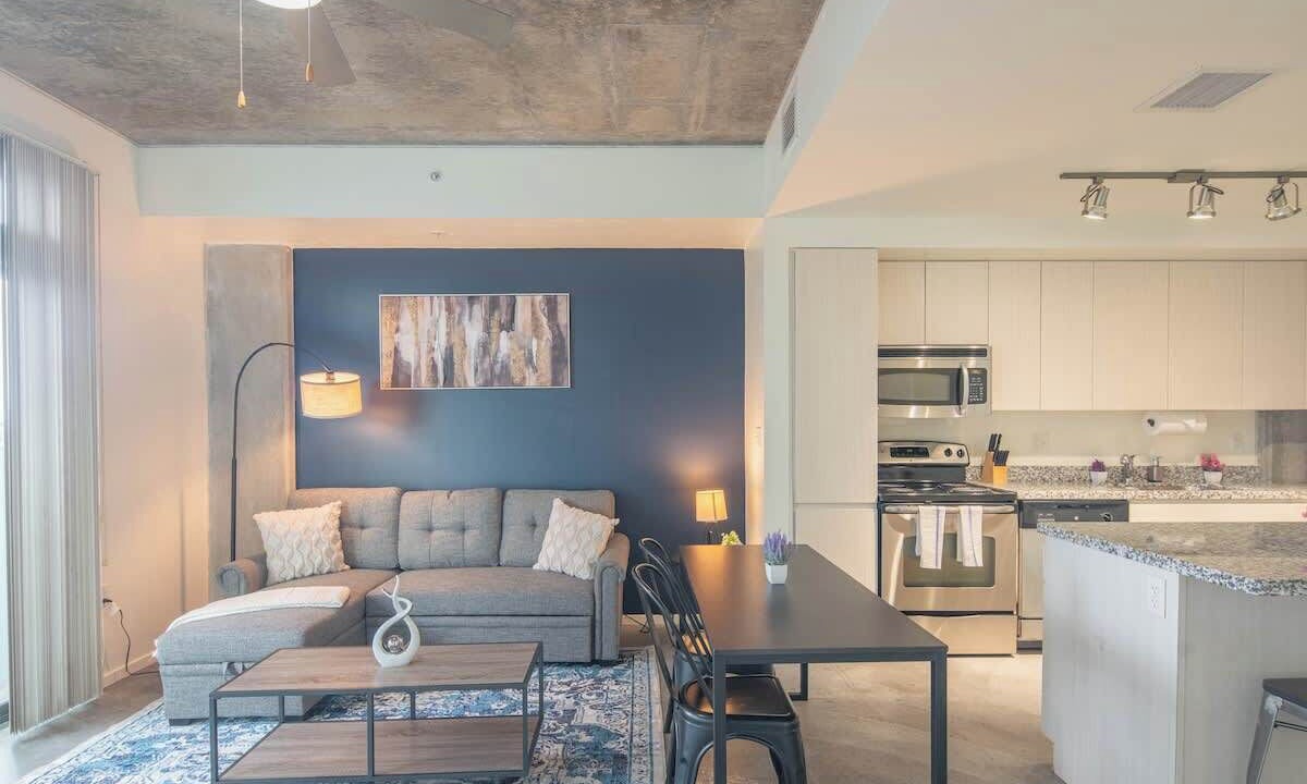 Photo of Livingroom in Evans Churchill